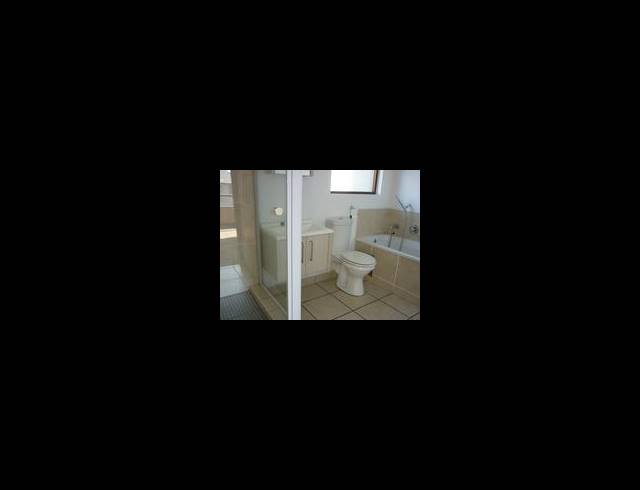 1 BEDROOM APARTMENT FOR SALE IN PINESLOPES